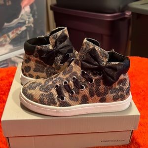 Gold Leopard size 10 girls